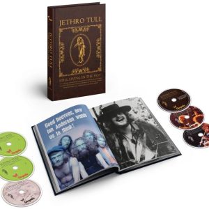 JETHRO TULL - STILL LIVING IN THE PAST