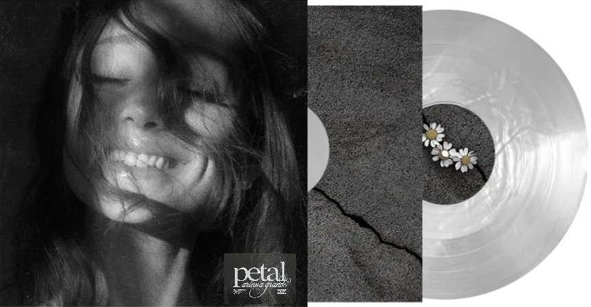 ARIANA GRANDE – PETAL