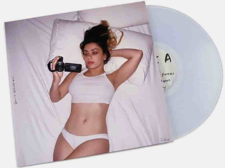 CHARLI XCX – HOW IM FEELING NOW