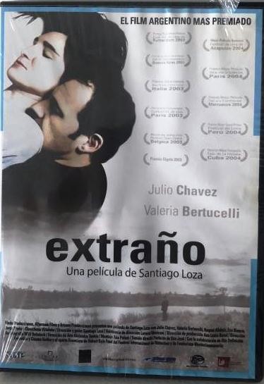 EXTRAÑO