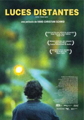 LUCES DISTANTES