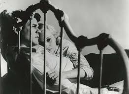 UN SOMBRERO LLENO DE LLUVIA - Imagen 2