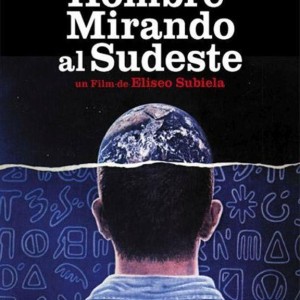 HOMBRE MIRANDO AL SUDESTE