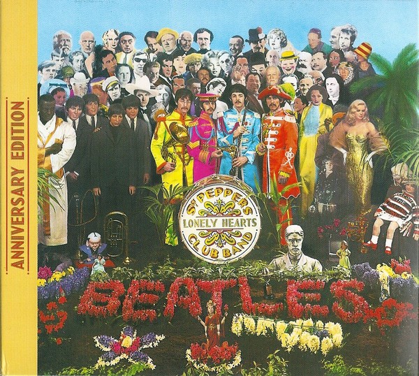 THE BEATLES - SGT PEPPERS LONELY HEARTS CLUB BAND