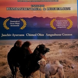 LA HISTORIA DEL CAMELLO QUE LLORA