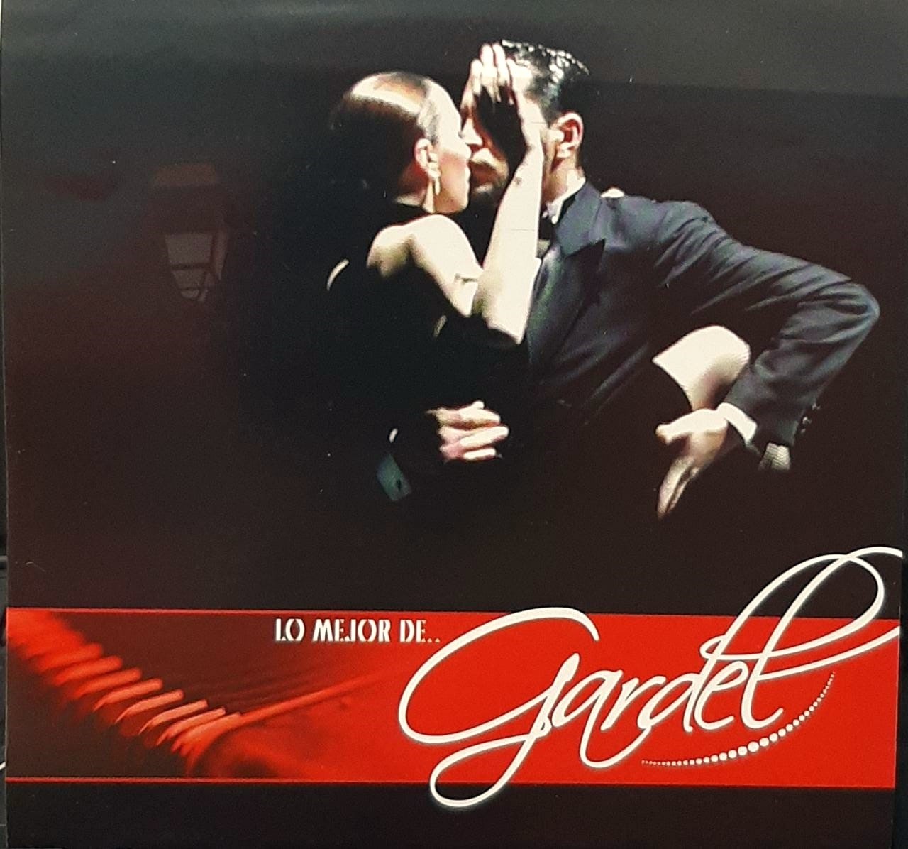 CARLOS GARDEL - LO MEJOR DE GARDEL