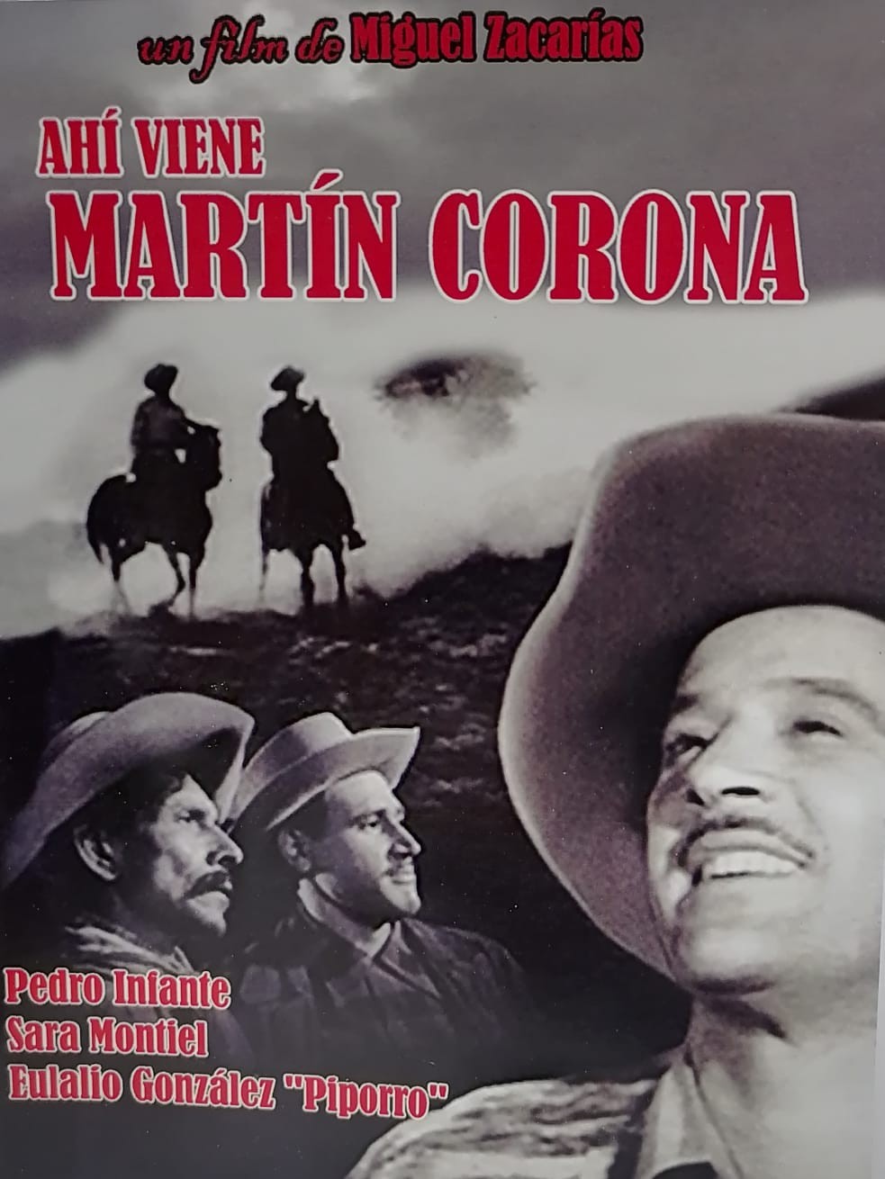 AHI VIENE MARTIN CORONA