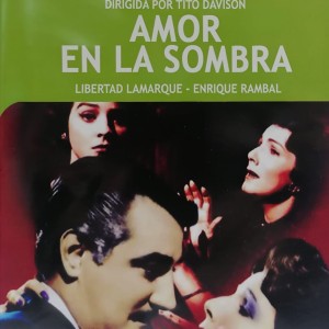 AMOR EN LA SOMBRA
