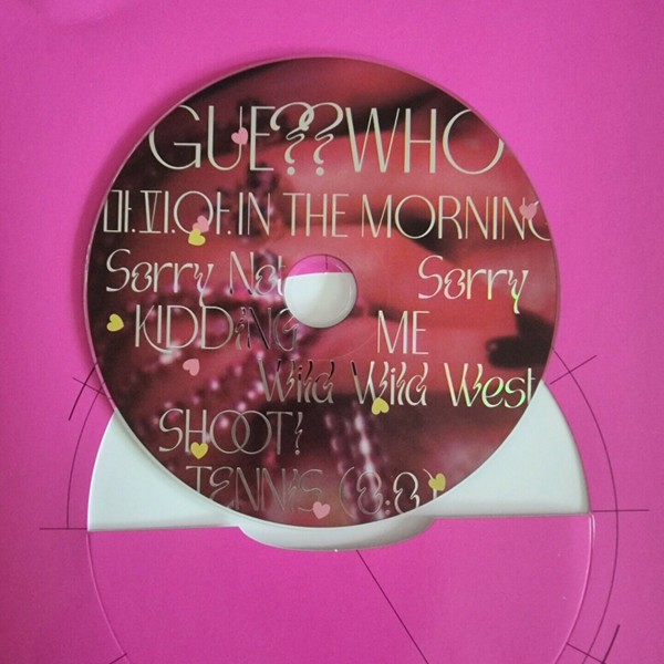 ITZY - GUESS WHO - Imagen 3