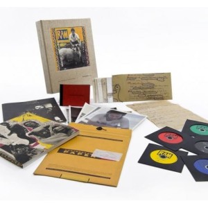 PAUL MCCARTNEY AND LINDA MCCARTNEY - RAM - ARCHIVE COLLECTION